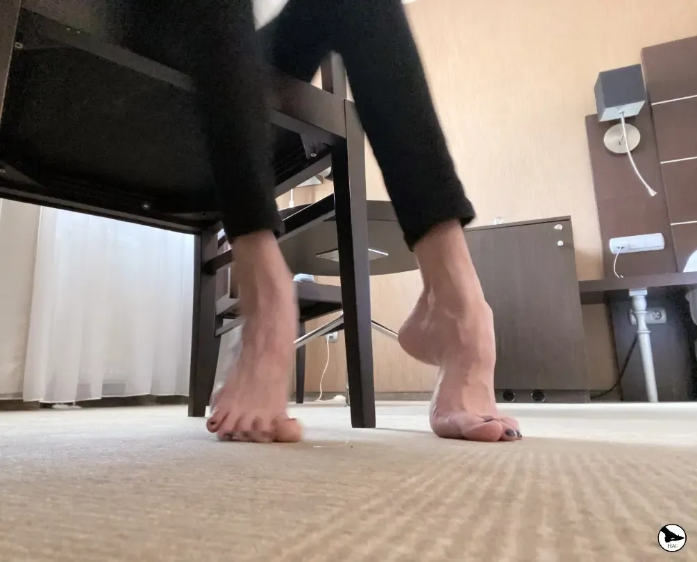 Amateur high arched feet — XAristocatsX